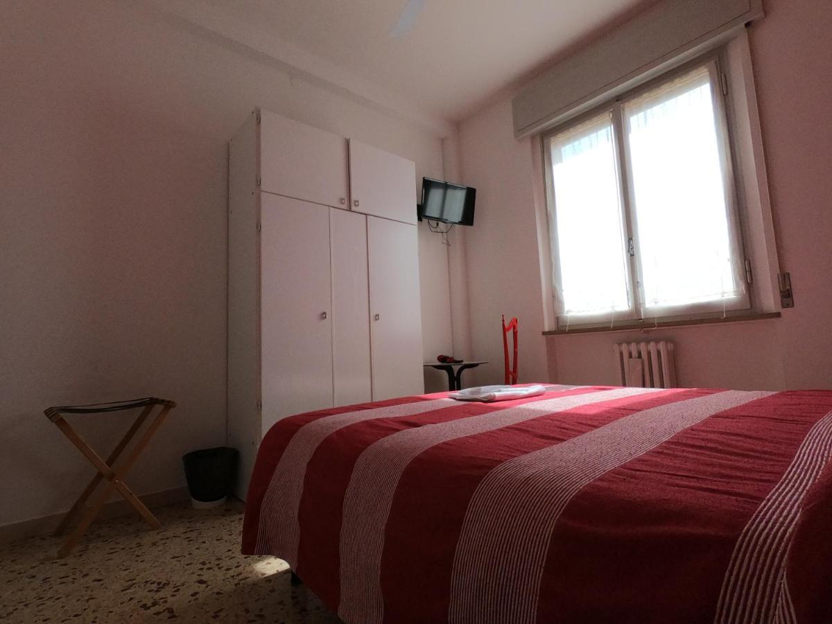 Gardenia Guest House Forlì Екстериор снимка