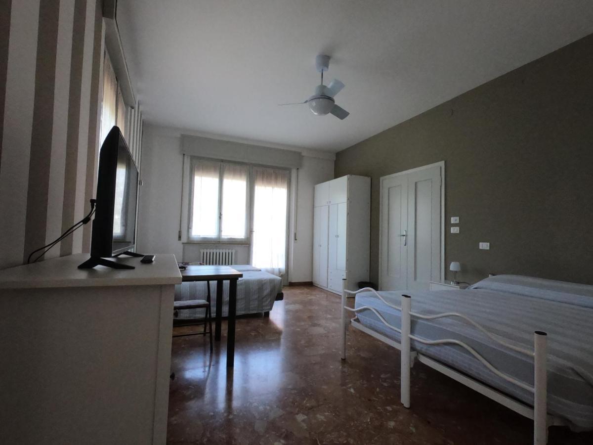 Gardenia Guest House Forlì Екстериор снимка
