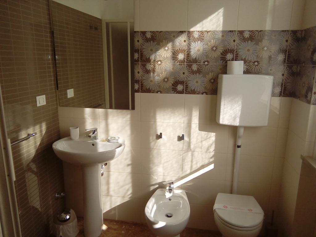 Gardenia Guest House Forlì Екстериор снимка