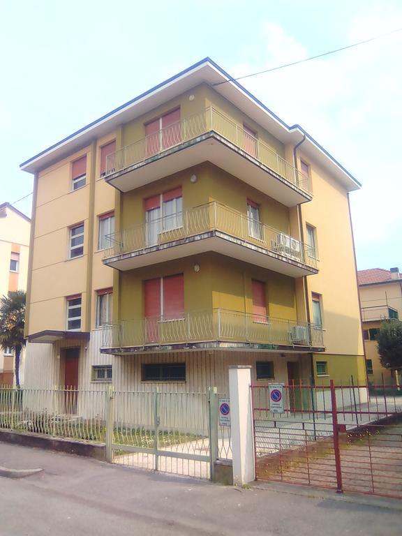 Gardenia Guest House Forlì Екстериор снимка
